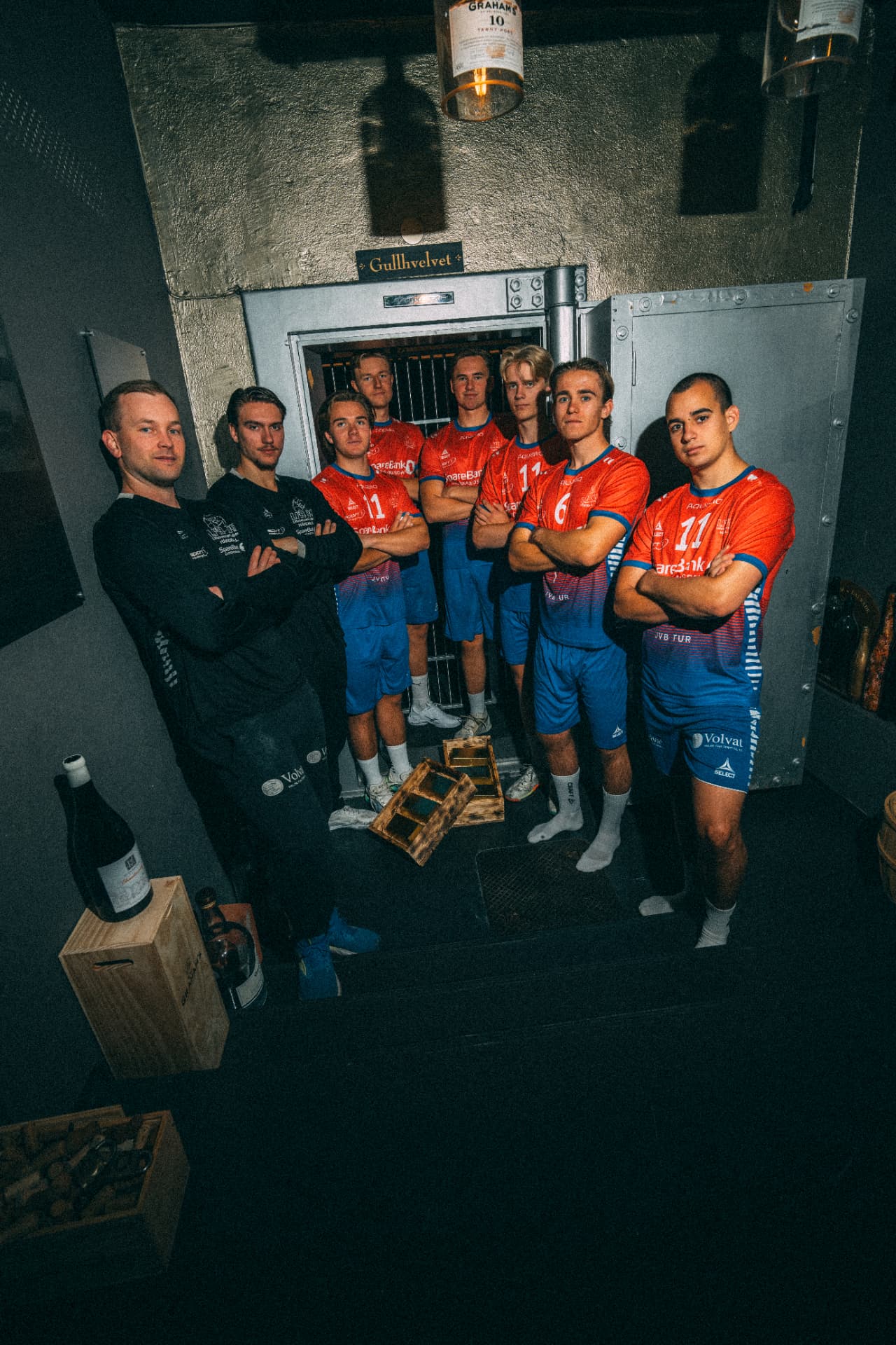 Herrer senior i lagprat før kamp